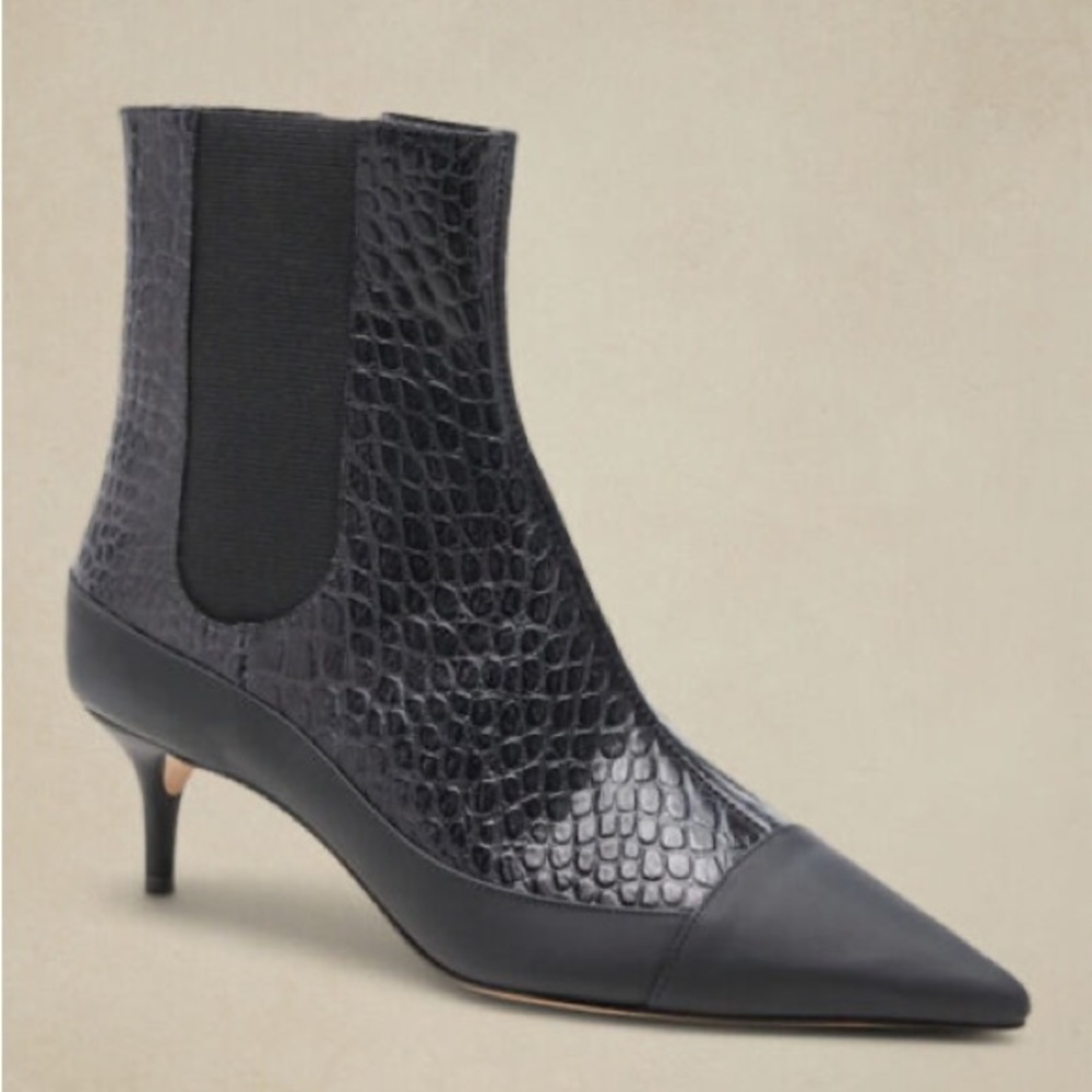 Croc Keira bootie black BNWT